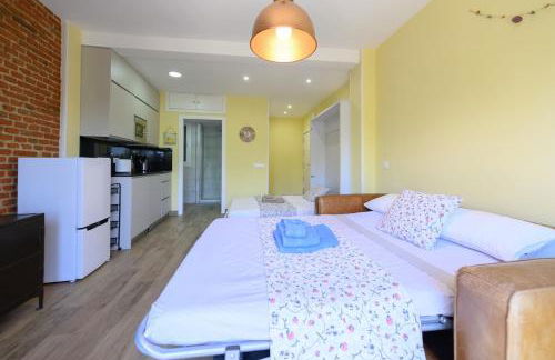 Studio with balcony Everything you need Temporary AMA144 - Photo 47