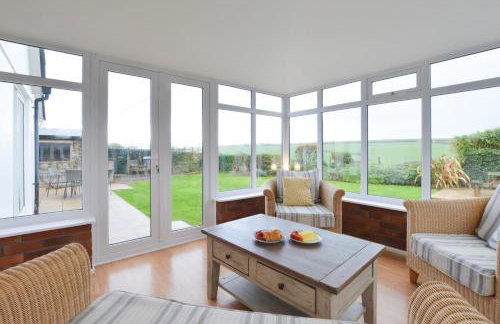 4 Bed in Trevone oc-p00863 - Photo 2