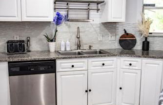 Lux 3 bedroom townhouse 1 block from the beach - Photo 75