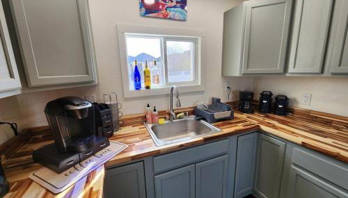 Babbling Brook Apartment - Foto 4, stove, dishwasher, toaster, minibar