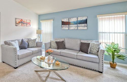 Sunny lake view villa with pool spa - close to attractions - Foto 7