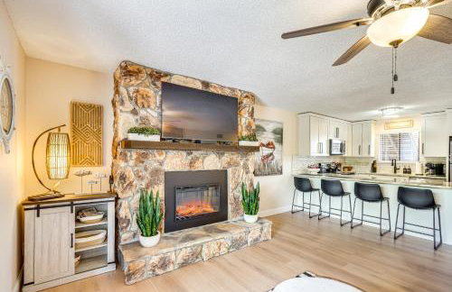 Lake & Pool Access: Lazy Days Condo w/ Balcony! - Foto 6