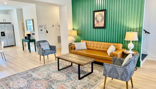 Near Broadway & Opry 3BR Game Room Sleeps 10 - Foto 2