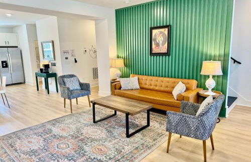 Near Broadway & Opry 3BR Game Room Sleeps 10 - Foto 2