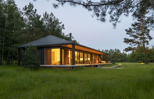 The Lake. Unique Waterfront Villa - Photo 71