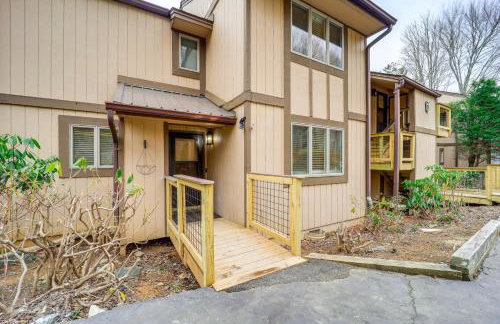 Sugar Mountain Chalet with Hot Tub and Ski Shuttle! - Foto 33