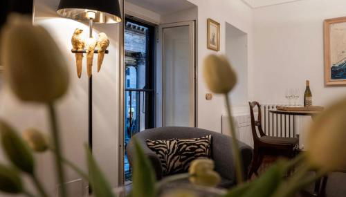 The Pantheon view in the heart of Rome - Photo 3