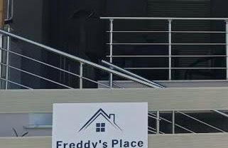 FREDDY'S PLACE - Photo 18