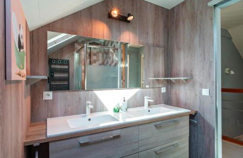 Le Chêne Sacré - Piscine intérieur - Foto 15