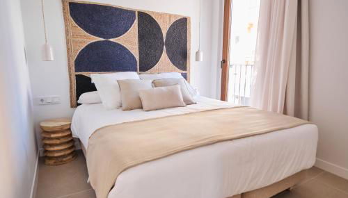 Slow Home Apartments - Photo 2