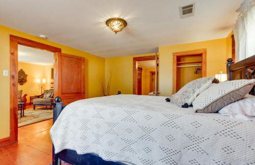 2 Mi to UA Central Fayetteville Home with Patios - Foto 14