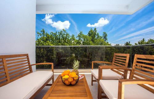 Villa Zora -luxurious villa with heated pool, sauna, 4 bedrooms, 10 persons max - Photo 19