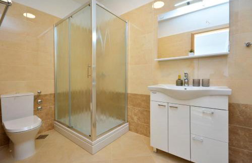 Villa Authentica with Heated Pool - Foto 45