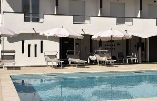 Aquavista Residence - Lakeview Holiday Apartments with Pool - Foto 6