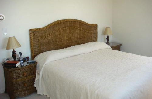 Lakefront Home in Madison - Private Beach - Photo 17