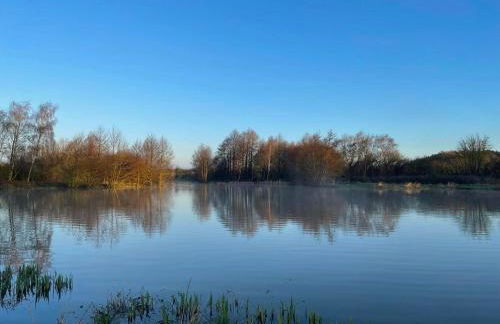 Woodpecker Lodge - Brook Meadow - sleeps 4 plus 2 - no pets - Foto 20