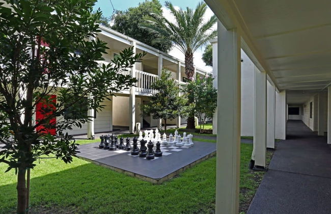 Chic 2BR Near Triangle With King Beds Fast Wifi - Foto 25