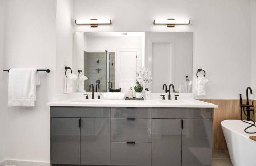 Chateau de Amour- Exquisite Townhouse - Medical Center, Downtown HTX - Foto 49