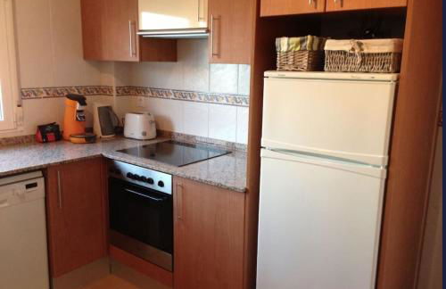 3 BEDROOM LUXURY PENTHOUSE, BEACH, POOL, and GOLF, WIFI, Large TV SATELLITE,GARAGE - Foto 13