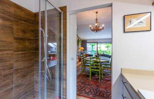 2 Bedroom Cozy Apartment In Porec - Foto 23