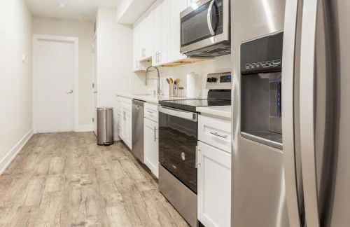 2-Bed&2-BathWDCentralKitchenWifiDesk - Foto 15