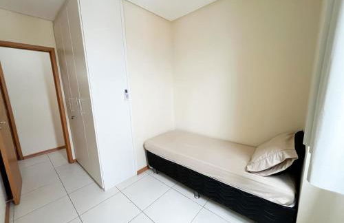 Apto com Estilo e Conforto no Centro - Foto 18