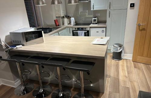 34 James St cosy 2 bedroom, ground floor apartment, garden - Foto 8