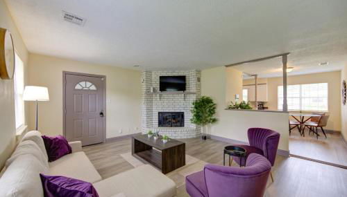 Indoor fireplace with patio and Pool Table - Foto 2