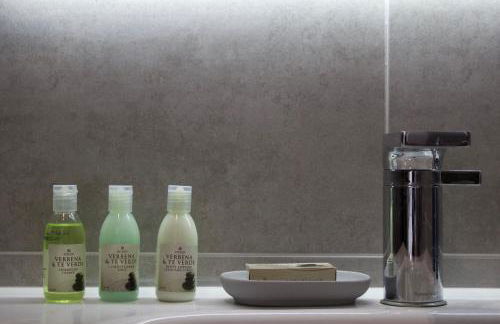 Hip & Cozy 2 room apt - Foto 10