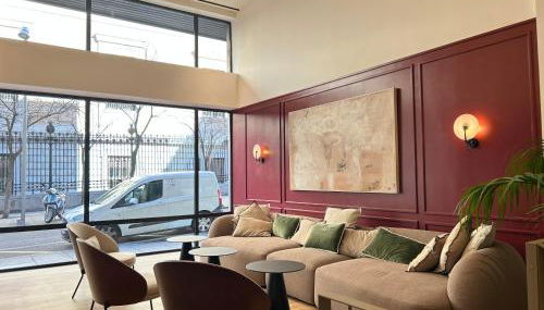 Renovated apartment in Madrid Center - Photo 4, Lobby or reception