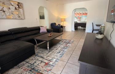 Fort Lauderdale Gem Private Yard and Patio - Foto 4