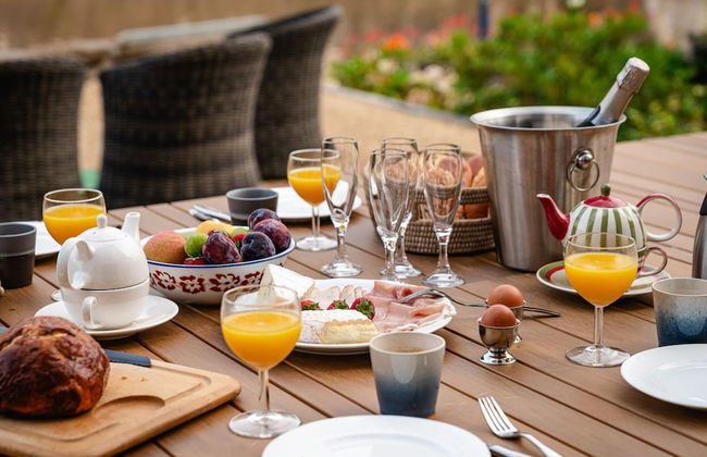 Villa Steps From Castle - Photo 19