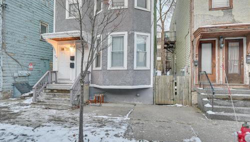 Walk to Washington Park: Remote Work-Ready Apt! - Foto 3