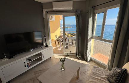 Tu Ventana al Mar Vistas Únicas, Diseño y Relax - Foto 11