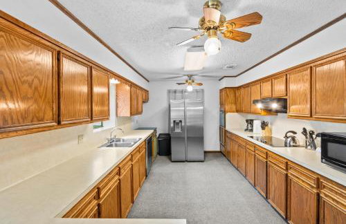 15 Min to LSU & Downtown Oak Hills Place Hideaway - Foto 12