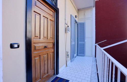 GuestHost - Yalta - Seaview Apartment in Pozzuoli - Foto 6