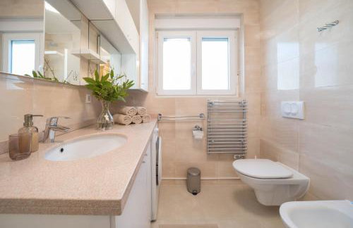 Apt GioAn Novigrad, 500m to Sea, private heated Jacuzzi, BBQ, free parking - Photo 29