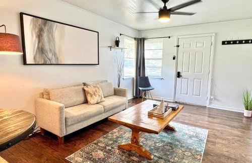 1BR Apt 8 min to Integris Baptist #37A - Foto 1