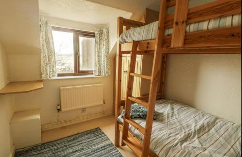 Bryn Teg Cottage - Photo 17