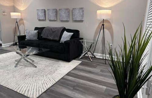 Modern Comfort in Historic East Baltimore Stylish 3BR Row Home - Photo 2