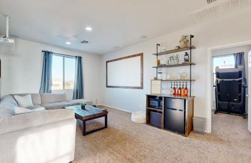 Hot Tub and Game Room Poolside Paradise in Phoenix! - Foto 14