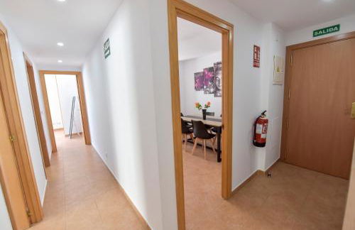 New Premium Apartment - Free Parking & Pools - Photo 13