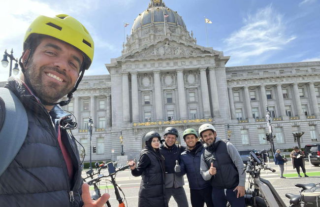 San Francisco Bike Tour - Photo 14