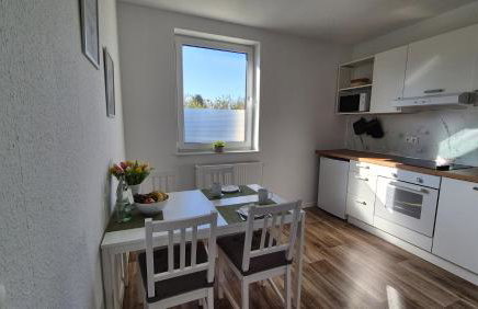 geräumige, moderne Ferienwohnung mit PKW- und Fahrradstellplatz - FeWo Nordland - Photo 7