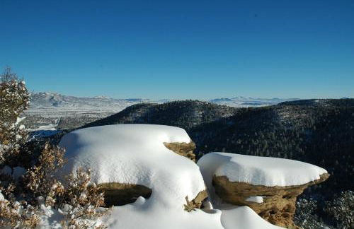 Old Raton Pass Base Camp Cabin with Loft Northern New Mexico Mountain Ranch on Colorado Border cabin - Foto 33