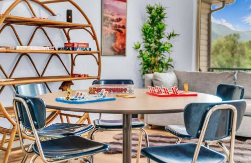 Zion Plush Family Escape HotTub, Games, Sleeps 14 - Photo 11