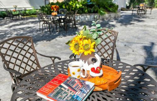 Charming 2BR on Carondelet by Hosteeva - Foto 74