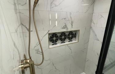 Lakefront Cabin Pvt Beach and Dock - Sunset Marina - Foto 21