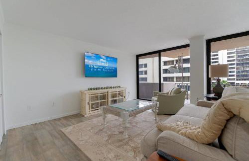 Luxury Beachfront Condo, Pool, Tennis Court, Sauna, Gym #locationenvy - Photo 28