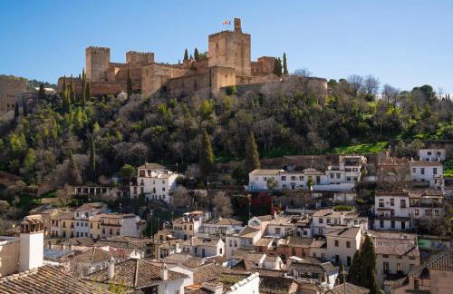 Spectacular Alhambra view roof terrace penthouse - Photo 22